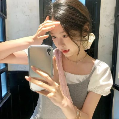 厌恶人世封面